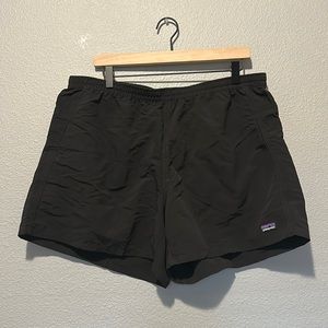 NWT! Patagonia black baggies shorts 5” womens